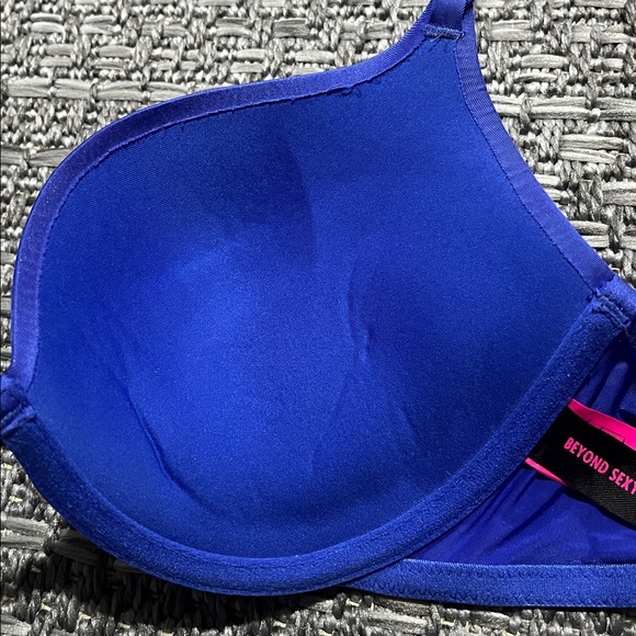 La Senza | Vibrant Blue Lace Push-up Bra - Picture 8 of 10